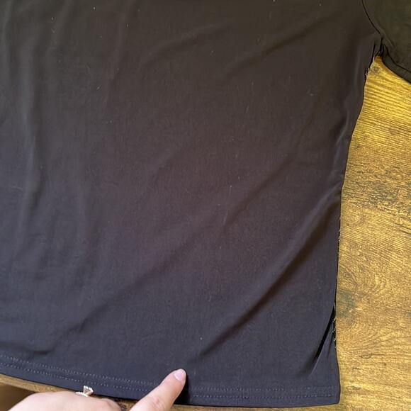 XL Black Mesh Sleeve V-Neck Glitter Top - Picture 8 of 9